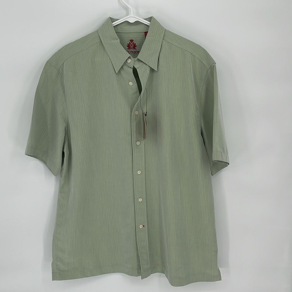 NWT REUNION Button down‎ Shirt. Mint Green w/white striping. Size Large